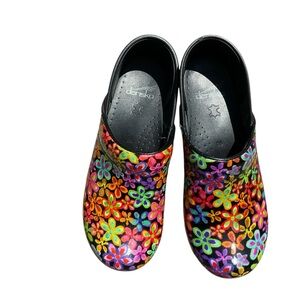 Dansko Floral Multicolor Nursing Shoes Clogs Size 38/8US Retro Confort Classic